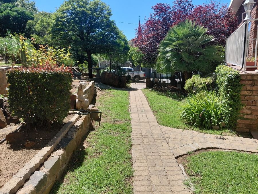 5 Bedroom Property for Sale in Burgersdorp Eastern Cape